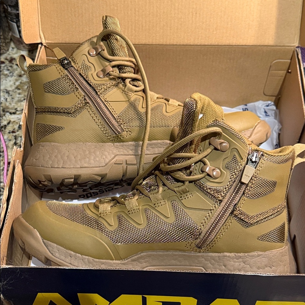 AMAP Tan Men's Boots